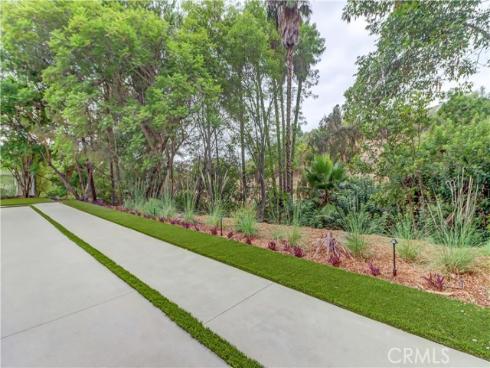 10461  Shadyridge   Drive, Santa Ana, CA