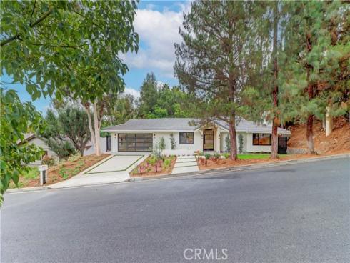 10461  Shadyridge   Drive, Santa Ana, CA