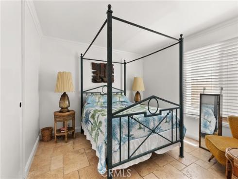 622 W Alpine Avenue, Santa Ana, CA