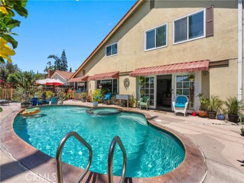 622 W Alpine Avenue, Santa Ana, CA