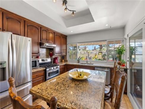 622 W Alpine Avenue, Santa Ana, CA