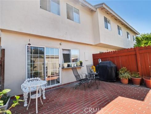 561 W Alton  39  Avenue, Santa Ana, CA