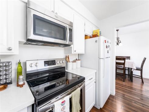 1107 W Memory 17A Lane, Santa Ana, CA