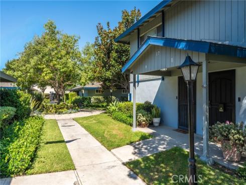 1107 W Memory 17A Lane, Santa Ana, CA
