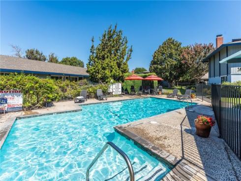 1107 W Memory 17A Lane, Santa Ana, CA