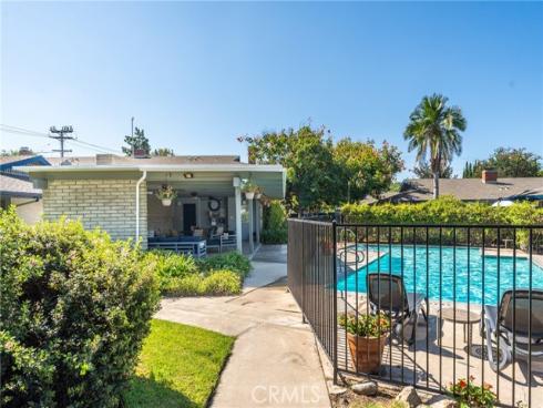 1107 W Memory 17A Lane, Santa Ana, CA