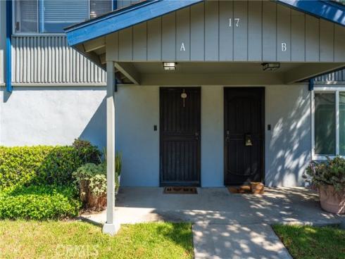 1107 W Memory 17A Lane, Santa Ana, CA