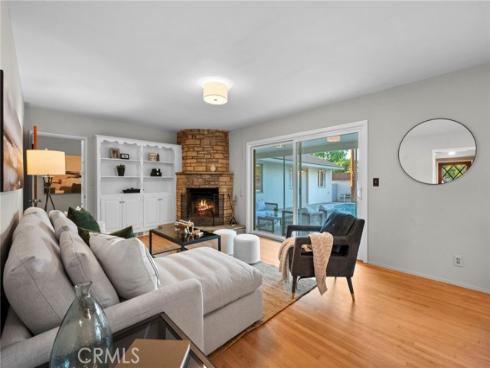 1101 W Sharon Road, Santa Ana, CA