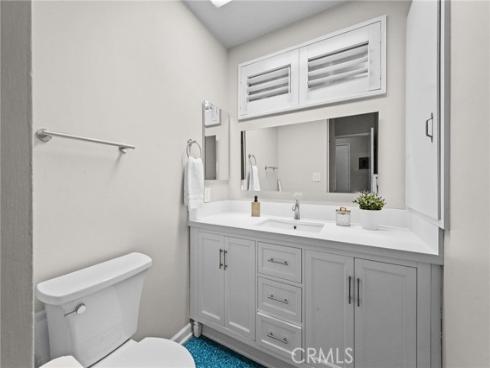 1101 W Sharon Road, Santa Ana, CA