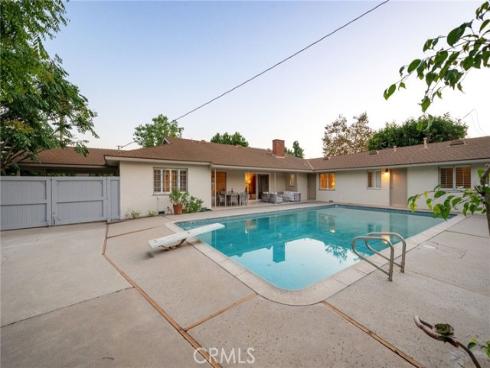 1101 W Sharon Road, Santa Ana, CA