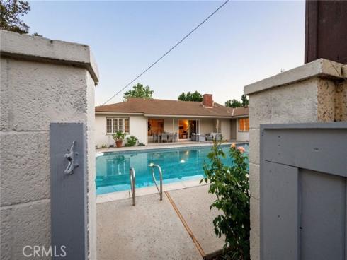 1101 W Sharon Road, Santa Ana, CA