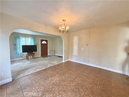 2124 S Kilson   Drive, Santa Ana, CA