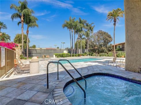 1345  Cabrillo Park  R02  Drive, Santa Ana, CA