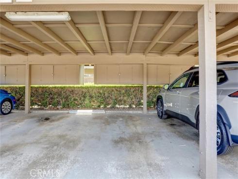 1345  Cabrillo Park  R02  Drive, Santa Ana, CA