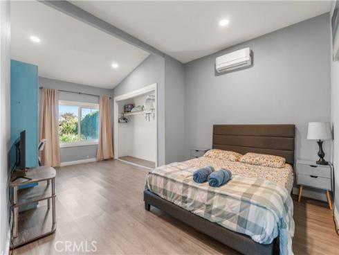 2040  Kilson   Drive, Santa Ana, CA