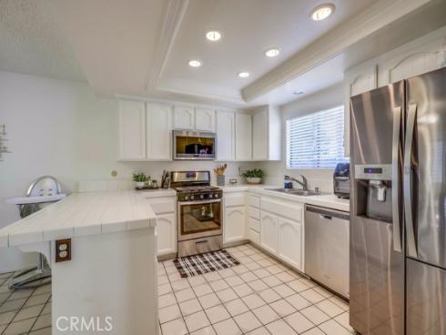 1903 E Fruit Street, Santa Ana, CA