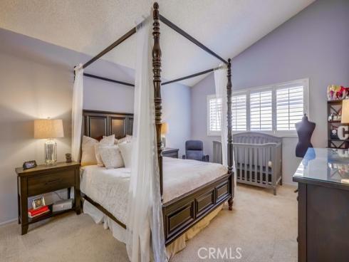 1903 E Fruit Street, Santa Ana, CA