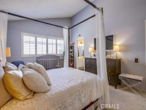 1903 E Fruit Street, Santa Ana, CA