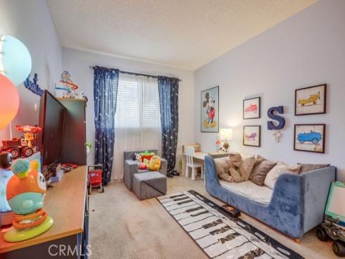 1903 E Fruit Street, Santa Ana, CA