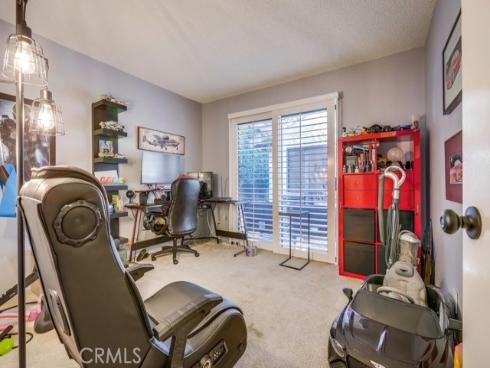 1903 E Fruit Street, Santa Ana, CA