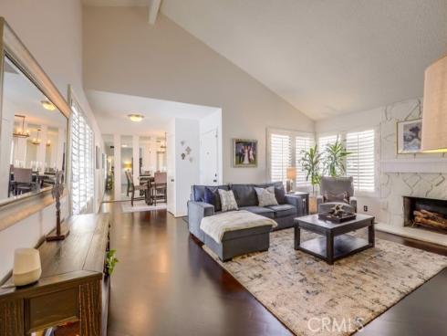 1903 E Fruit Street, Santa Ana, CA