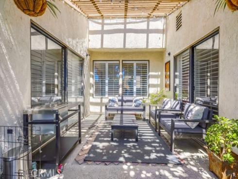 1903 E Fruit Street, Santa Ana, CA