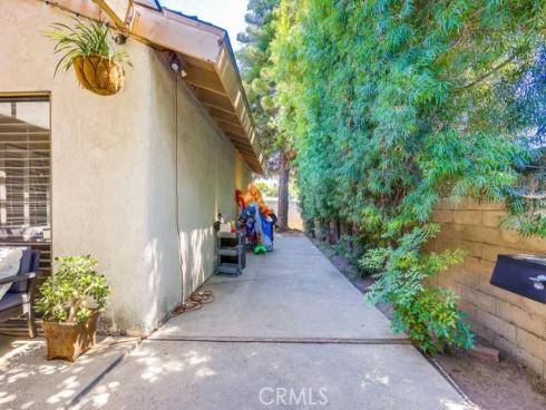 1903 E Fruit Street, Santa Ana, CA