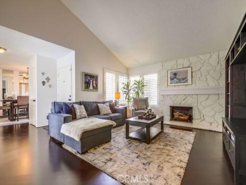 1903 E Fruit Street, Santa Ana, CA