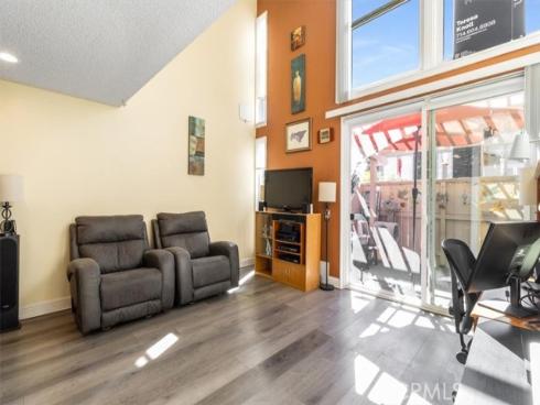 1084  Cabrillo Park # B  , Santa Ana, CA