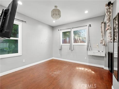 4512  W Watkins  , Santa Ana, CA