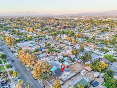 1435  Orange  , Santa Ana, CA