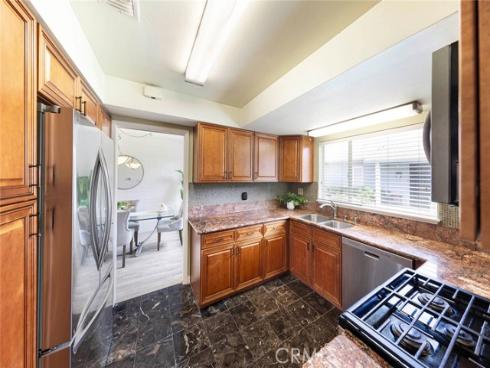 1830 E 19th  3  Street, Santa Ana, CA