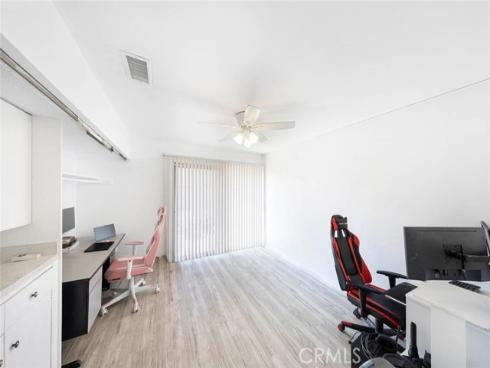 1830 E 19th  3  Street, Santa Ana, CA