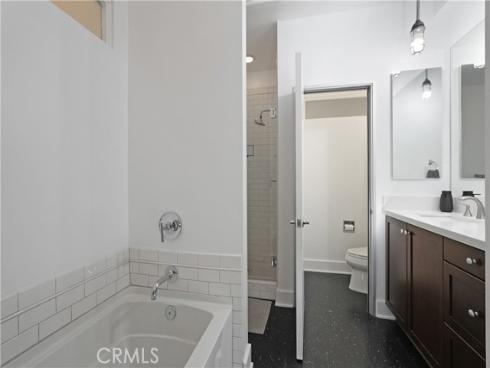 706 N Santiago   Street, Santa Ana, CA