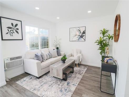 1602 N King  E1  Street, Santa Ana, CA