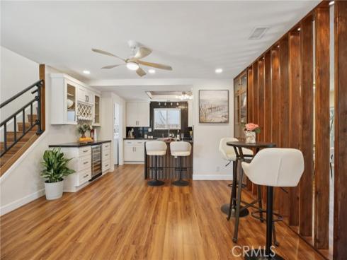 1533  W San Lorenzo Ave  , Santa Ana, CA