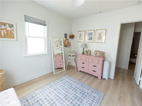 715 E Mcfadden , Santa Ana, CA