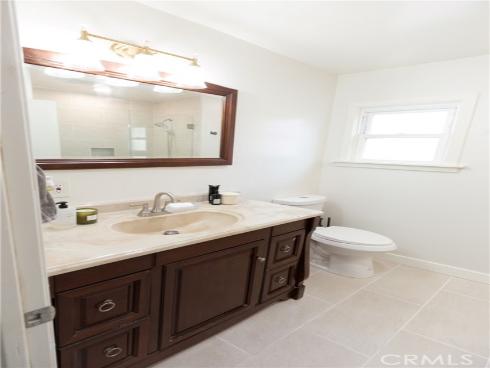 715 E Mcfadden , Santa Ana, CA