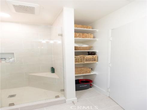 715 E Mcfadden , Santa Ana, CA