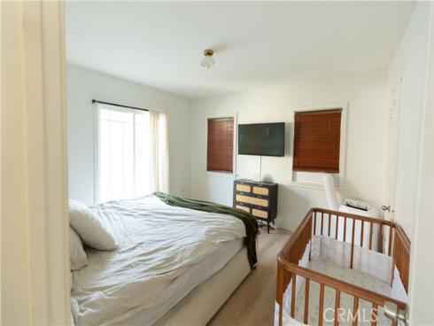 715 E Mcfadden , Santa Ana, CA