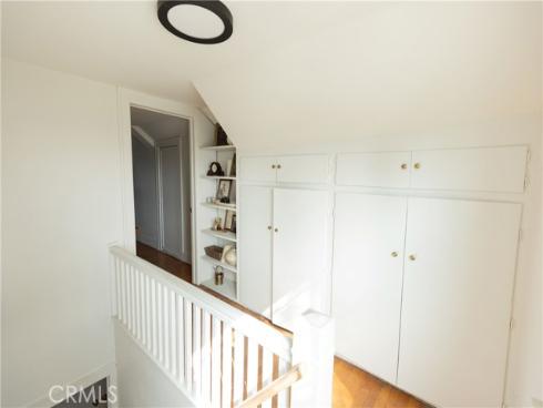 715 E Mcfadden , Santa Ana, CA