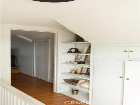 715 E Mcfadden , Santa Ana, CA