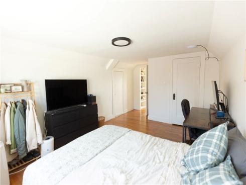 715 E Mcfadden , Santa Ana, CA