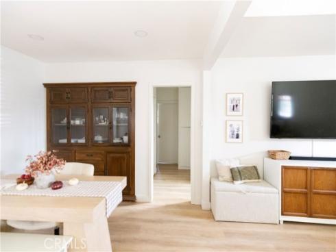 715 E Mcfadden , Santa Ana, CA