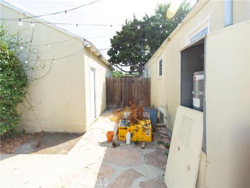 715 E Mcfadden  , Santa Ana, CA