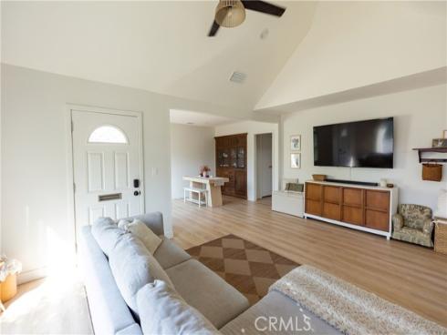 715 E Mcfadden , Santa Ana, CA