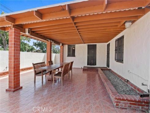 627 E Bishop  , Santa Ana, CA