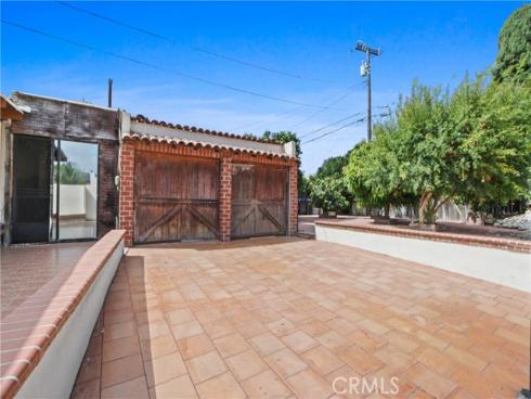 627 E Bishop  , Santa Ana, CA