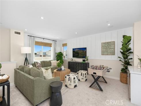 1814 E. 1st 320 Street, Santa Ana, CA