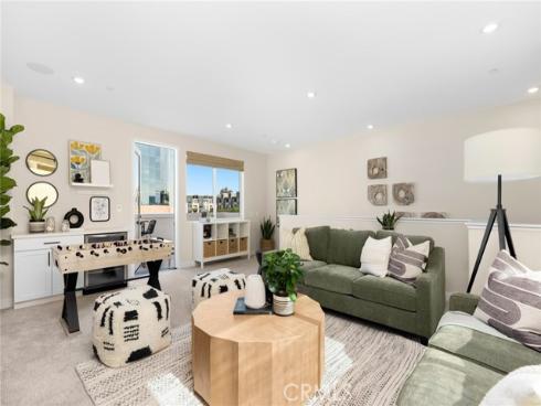 1814 E. 1st 320 Street, Santa Ana, CA